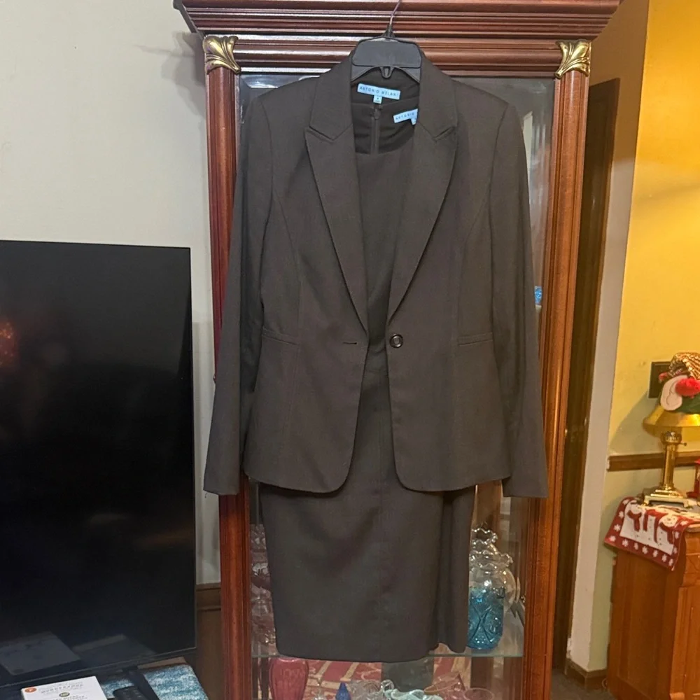ANTONIO MELANI one button Charcoal Blazer with sleeveless sheath dress - Picture 1 of 8